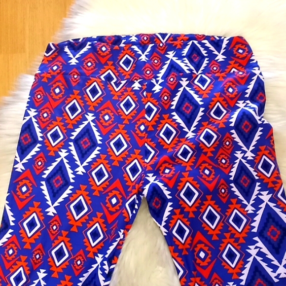 LulaRoe Printed Leggings- T&C-#1563+ - Picture 2 of 10